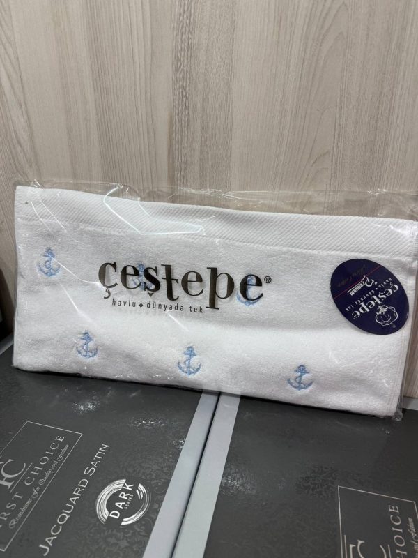 Рушник Cestepe для обличчя білий з рожевими сердечками, губами та бантиками, 50x90 см