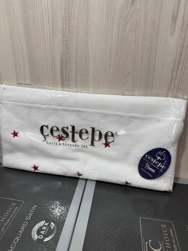 Рушник Cestepe для обличчя білий з рожевими сердечками, губами та бантиками, 50x90 см