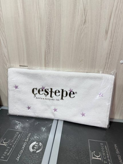 Рушник Cestepe для обличчя білий з рожевими сердечками, губами та бантиками, 50x90 см