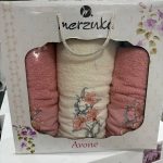 Набір махрових рушників Merzuka з вишивкою в подарунковій коробці, 3 шт