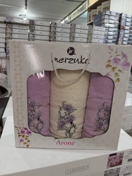 Набір махрових рушників Merzuka з вишивкою в подарунковій коробці, 3 шт